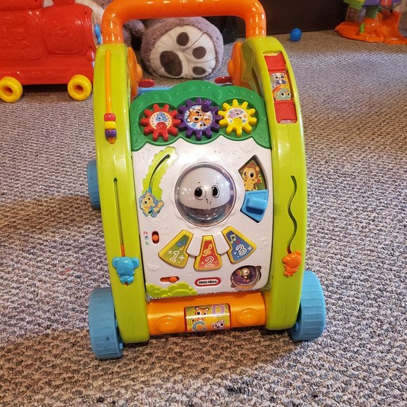 Baby walker Toy - Picture 1 of 1